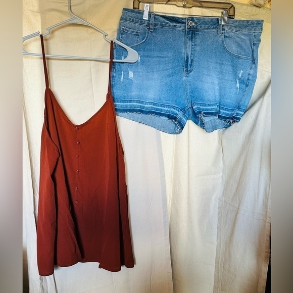 Zenobia Pants - NWT Tank top and Jean Shorts. Size 3xl